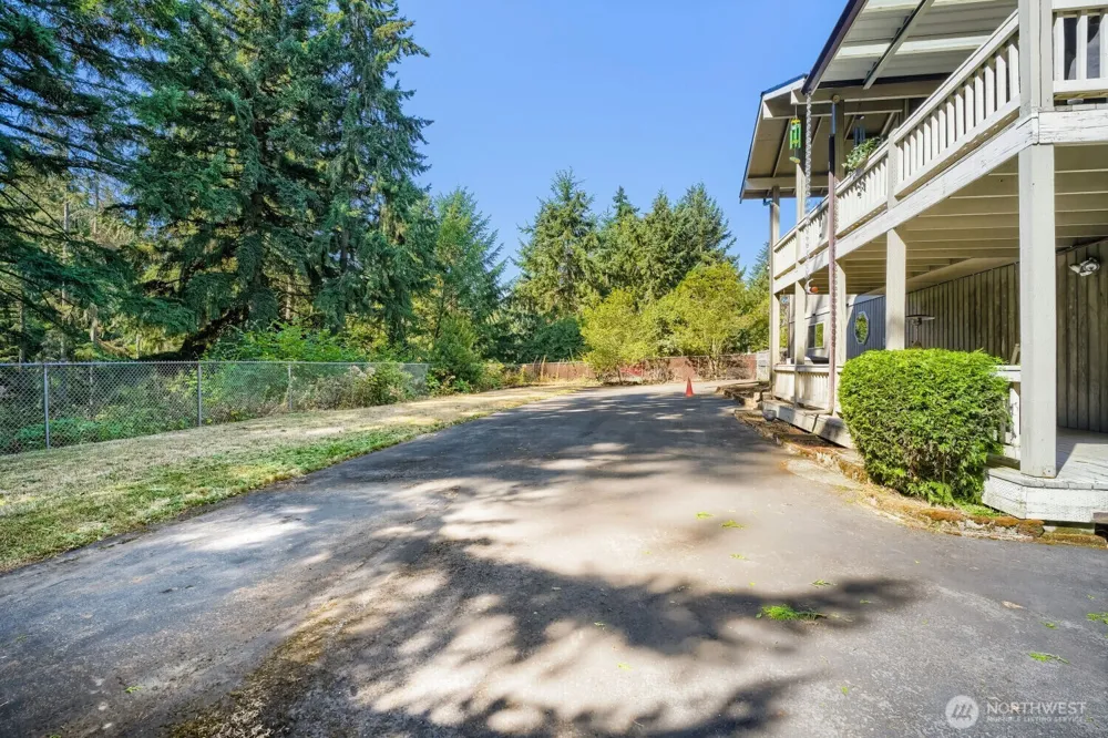 16108 43rd Street E Sumner, WA 98391