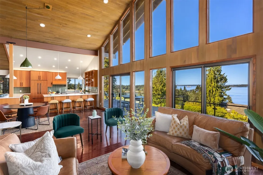 10793 NE Bill Point Drive Bainbridge Island, WA 98110