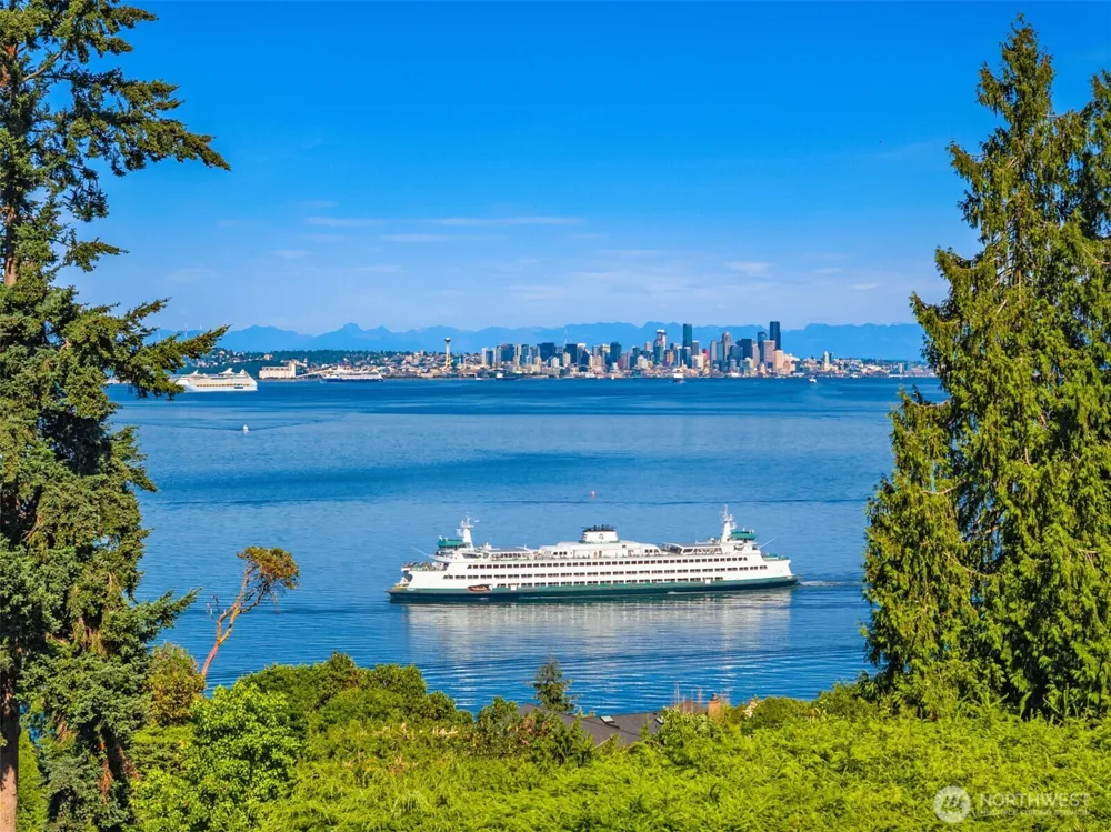 10793 NE Bill Point Drive Bainbridge Island, WA 98110