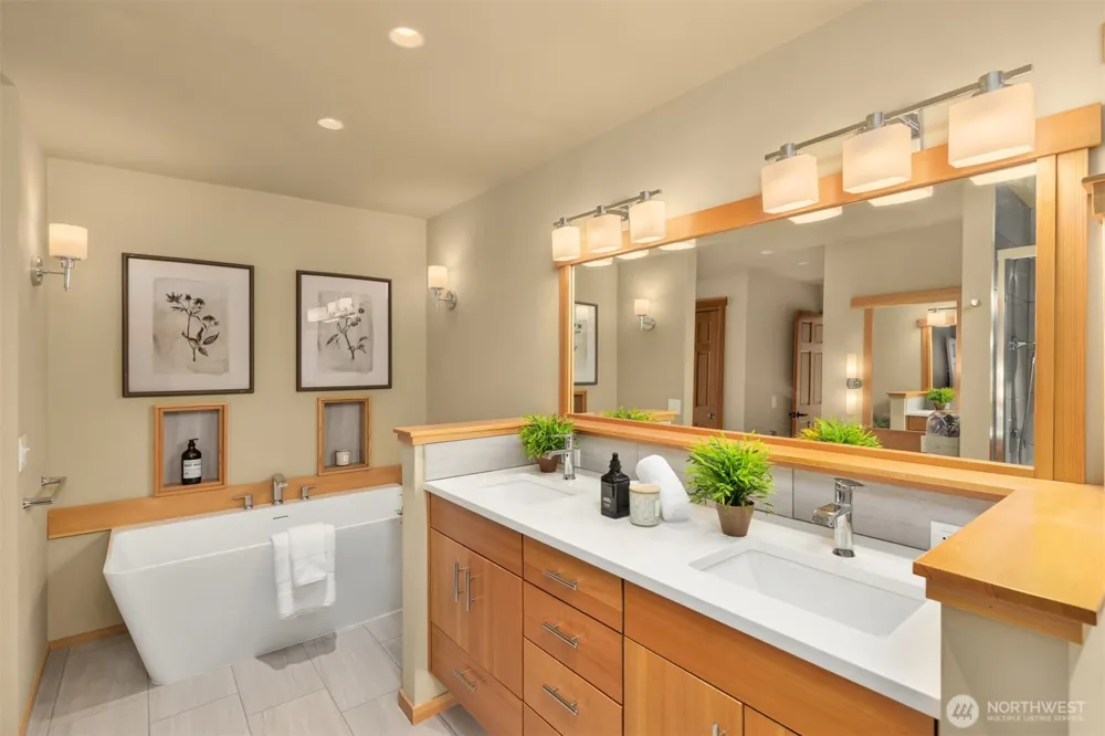 10793 NE Bill Point Drive Bainbridge Island, WA 98110