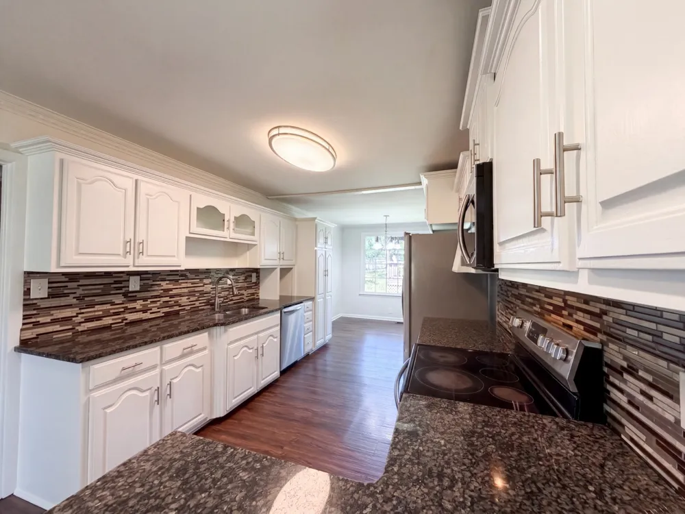 220 Haywood Ln Nashville, TN 37211
