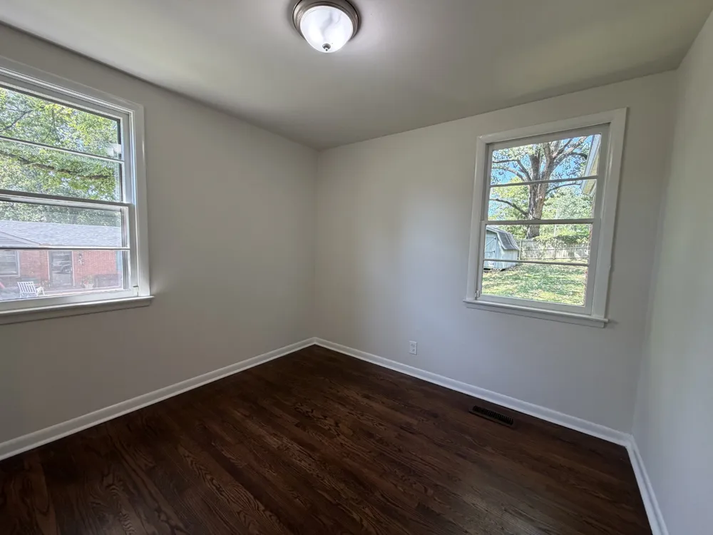 220 Haywood Ln Nashville, TN 37211