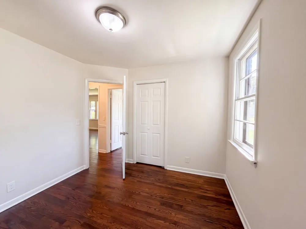220 Haywood Ln Nashville, TN 37211
