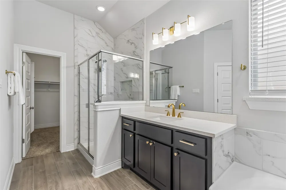 20321 Clare Island Bend Pflugerville, TX 78660
