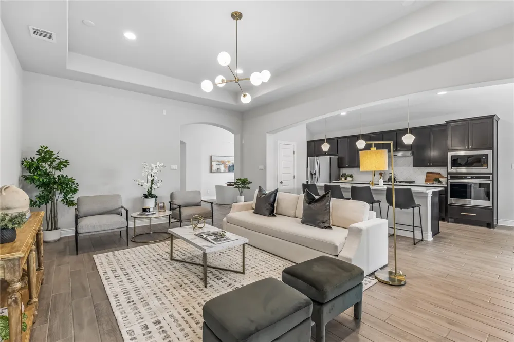 20321 Clare Island Bend Pflugerville, TX 78660