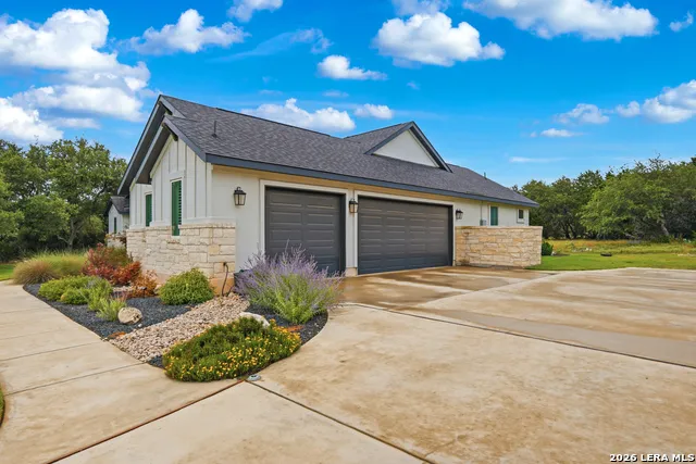 1336 Mystic Shores Blvd Spring Branch, TX 78070