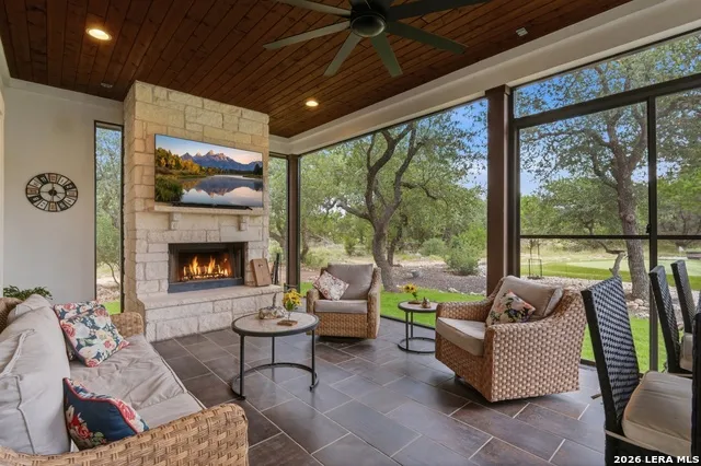 1336 Mystic Shores Blvd Spring Branch, TX 78070