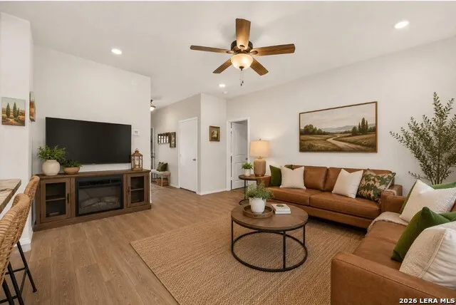 557 Chaco Seguin, TX 78155