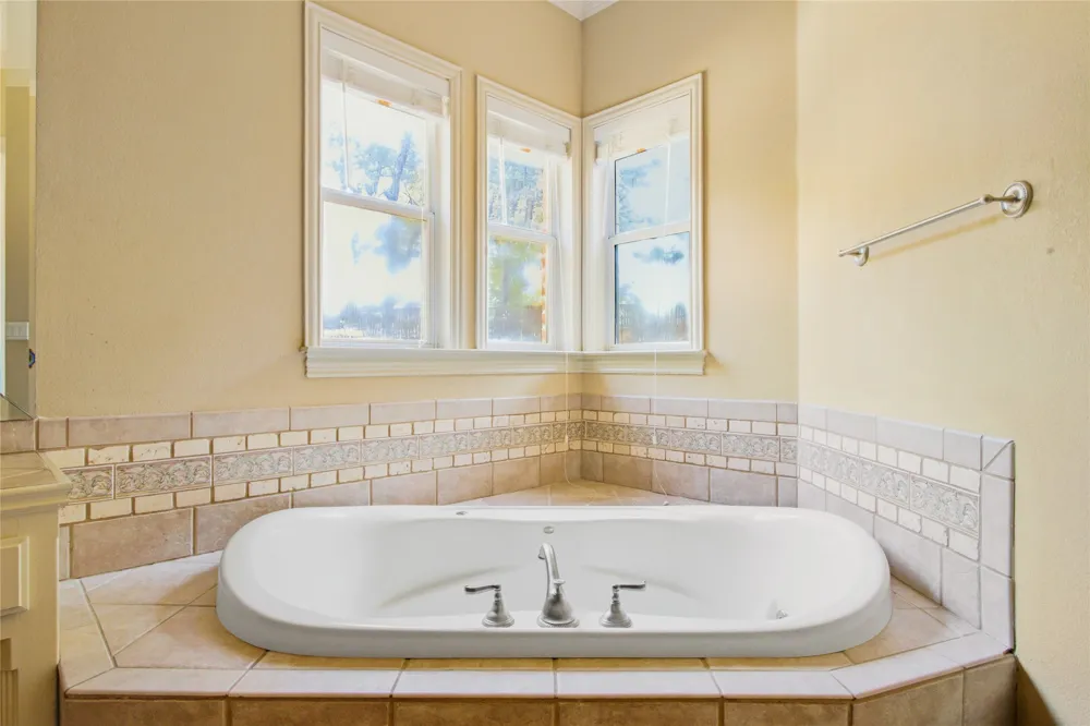 413 Marshall Road Southlake, TX 76092