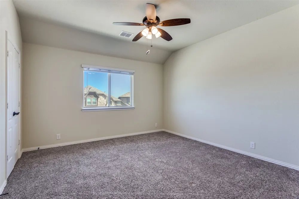 1029 Palo Oaks Drive Burleson, TX 76028