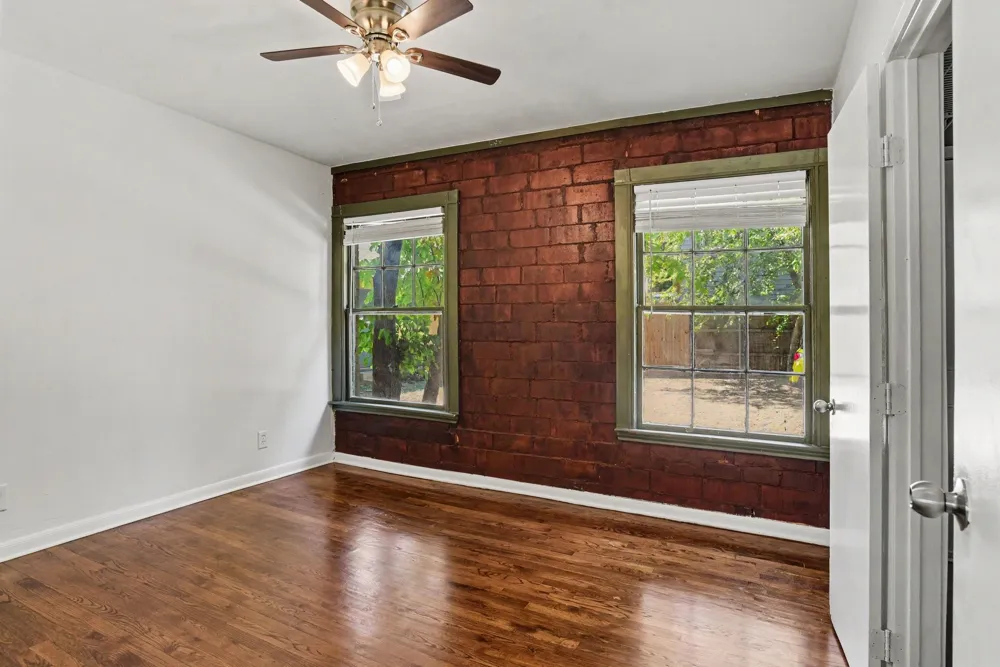 405 Prairie Dallas, TX 75246