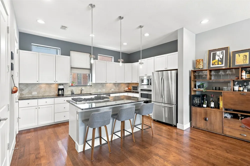 1114 S Adams Street Fort Worth, TX 76104