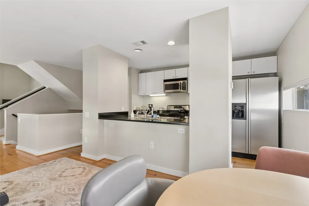 2714 Shelby Avenue Dallas, TX 75219