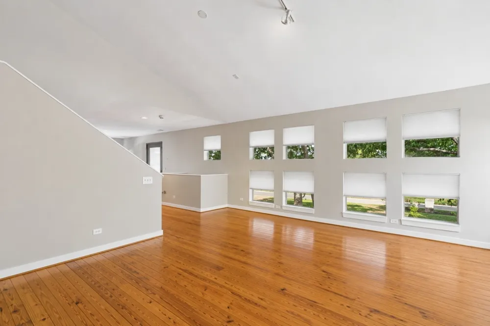 2714 Shelby Avenue Dallas, TX 75219