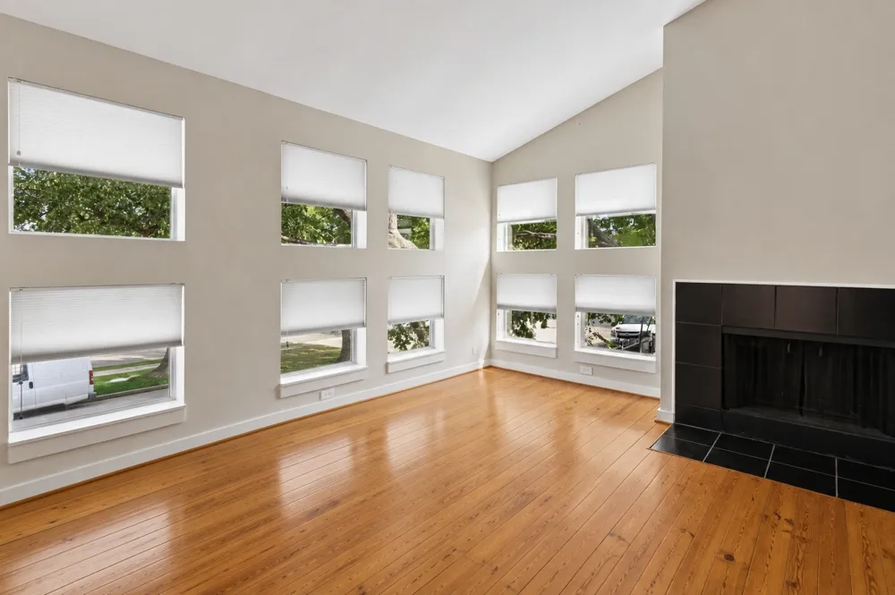 2714 Shelby Avenue Dallas, TX 75219