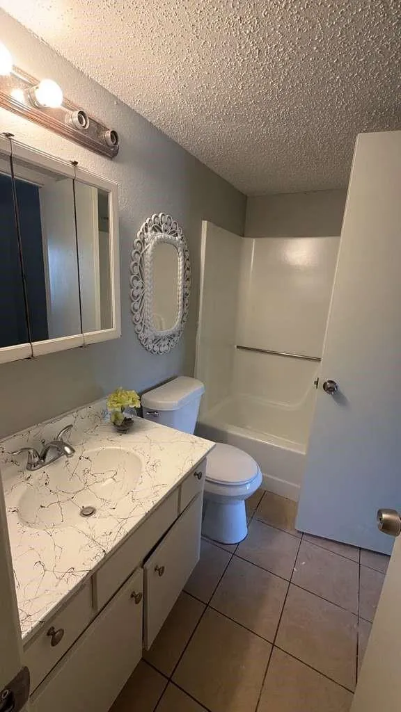 6313 Peacock Hills Drive Houston, TX 77035