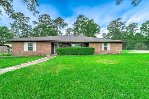 5813 Russell Lane