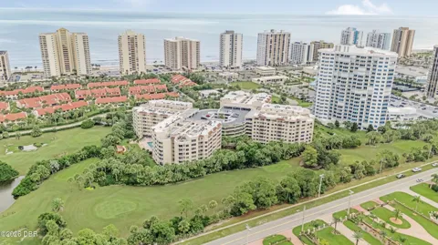 3 Oceans West Boulevard #2B2