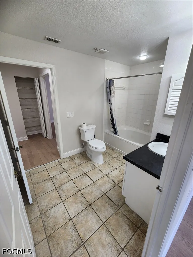 Preserve Circle #434 Naples, FL 34119