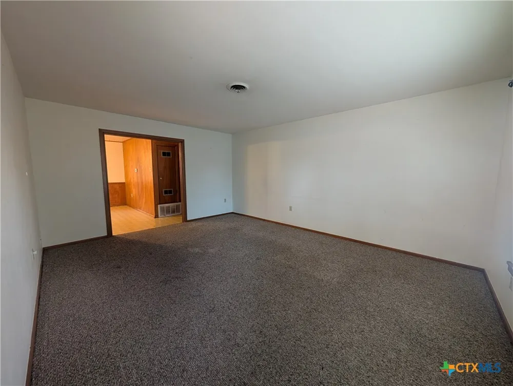 311 Delany Street Seguin, TX 78155