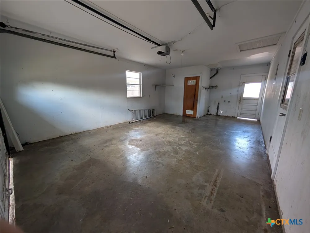 311 Delany Street Seguin, TX 78155