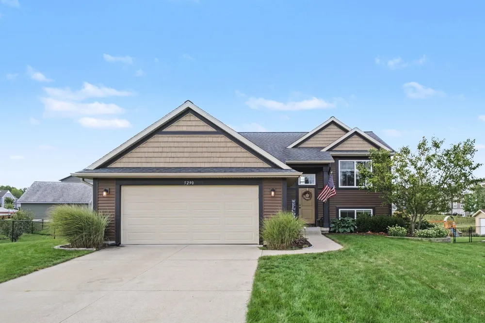 5290 Crestfield Lane Allendale, MI 49401