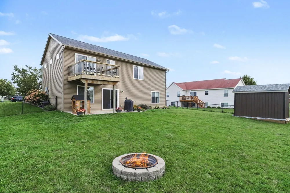 5290 Crestfield Lane Allendale, MI 49401