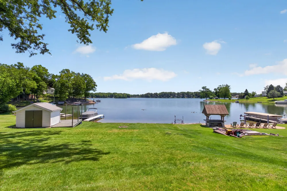 11939 Greenbriar Drive Jerome, MI 49249