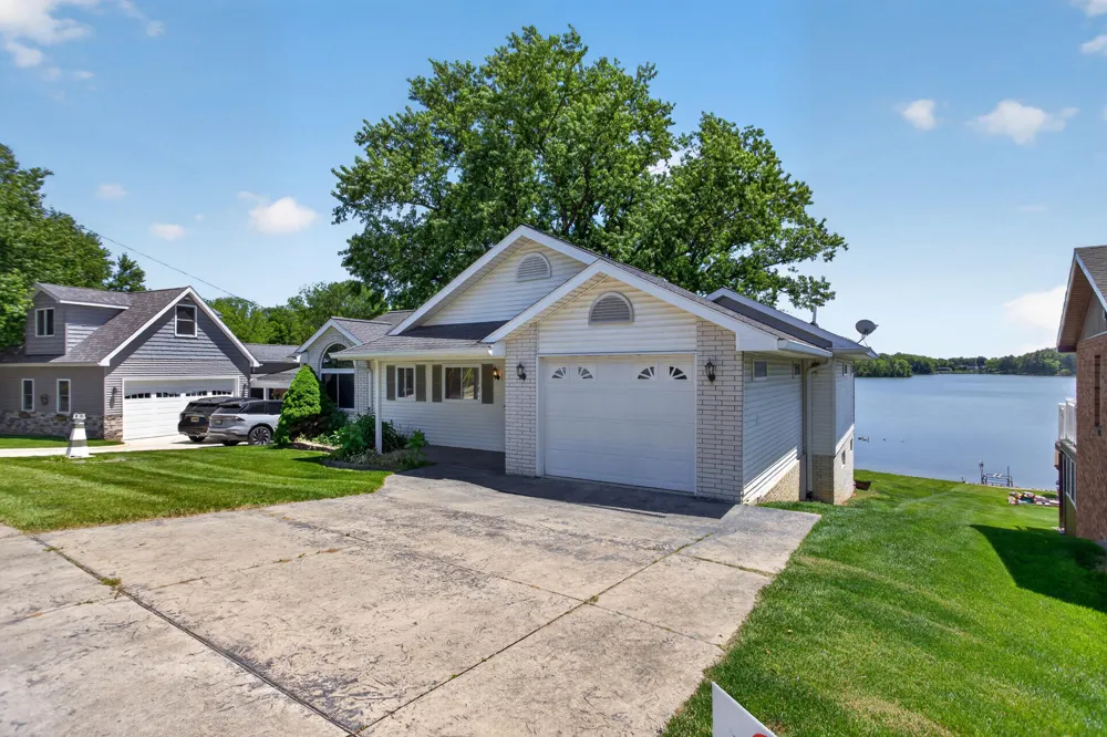 11939 Greenbriar Drive Jerome, MI 49249