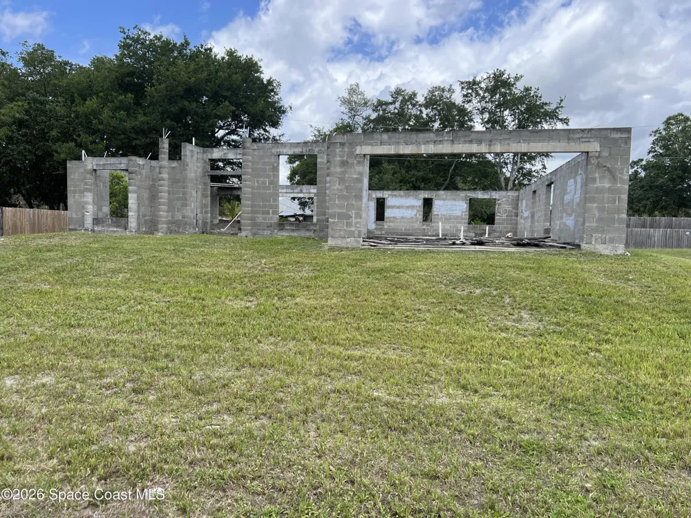 765 Carousel Street SE Palm Bay, FL 32909