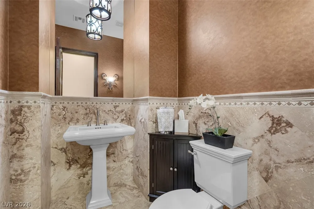 1350 Villafranca Circle Henderson, NV 89052