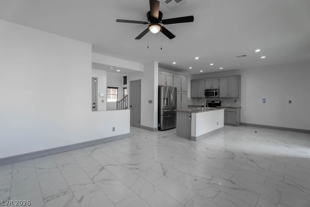 9796 Altadena Street Las Vegas, NV 89183