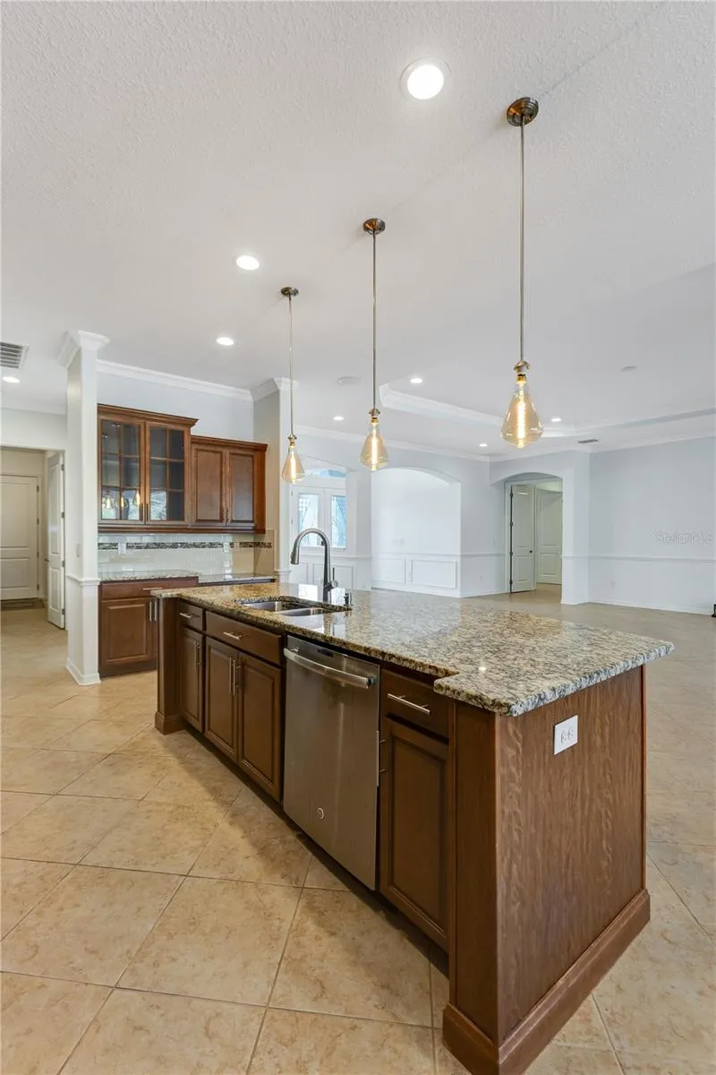 614 165TH STREET E Bradenton, FL 34212