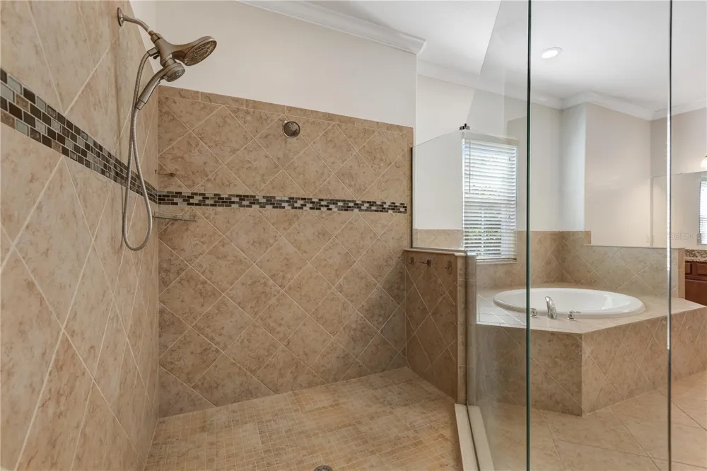 614 165TH STREET E Bradenton, FL 34212