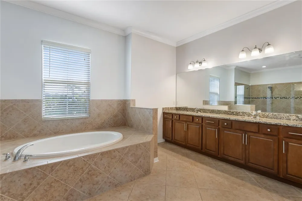 614 165TH STREET E Bradenton, FL 34212