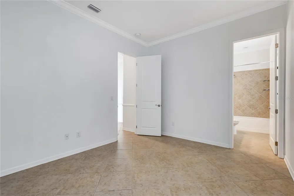 614 165TH STREET E Bradenton, FL 34212