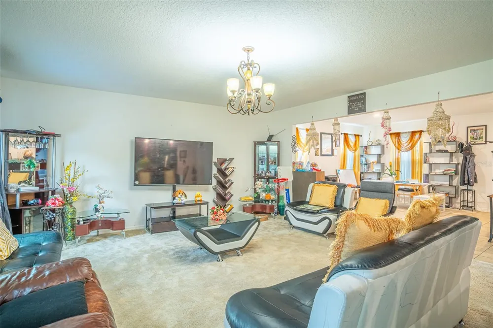 15107 ZENITH AVENUE Mascotte, FL 34753