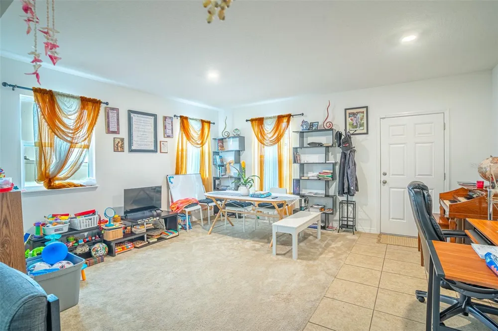 15107 ZENITH AVENUE Mascotte, FL 34753