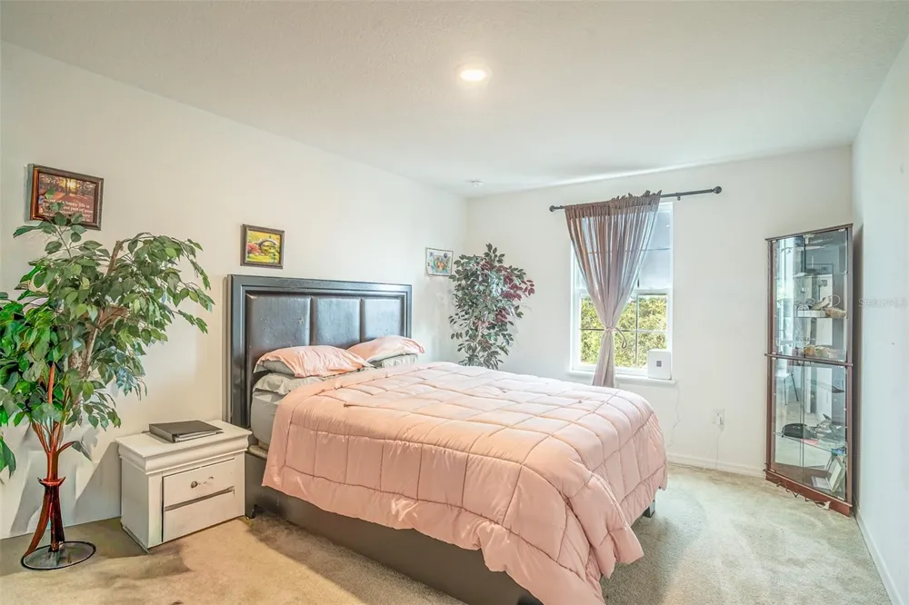 15107 ZENITH AVENUE Mascotte, FL 34753
