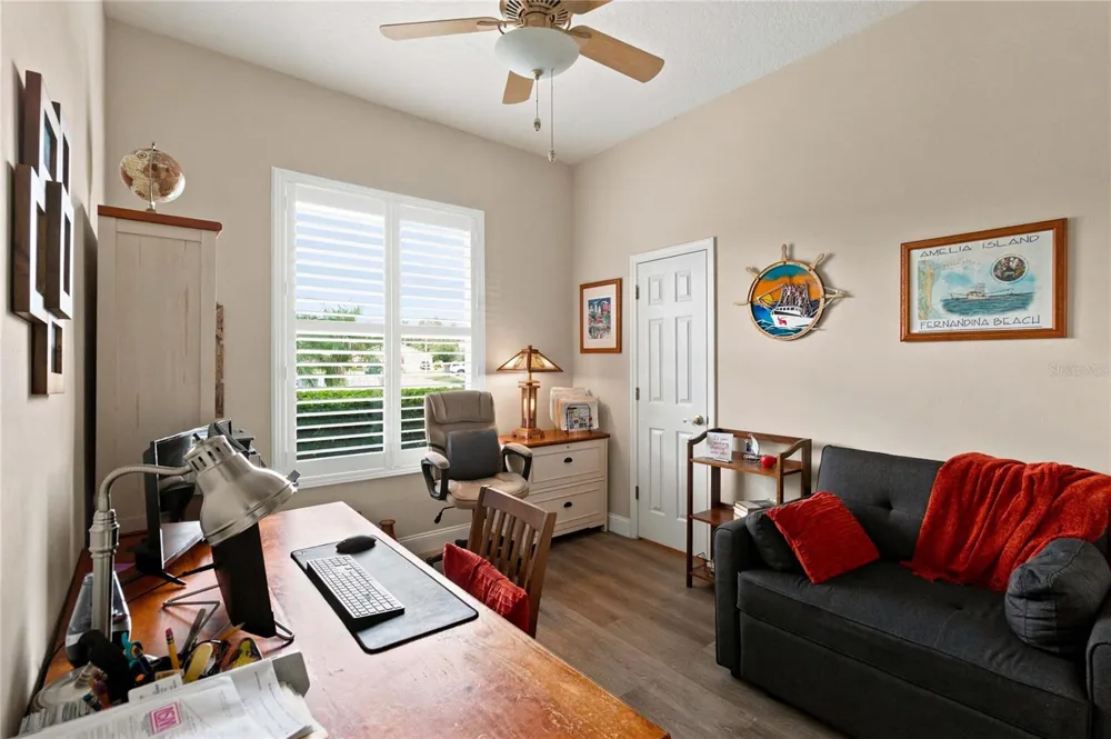 2524 RACCOON RUN LANE Orlando, FL 32837