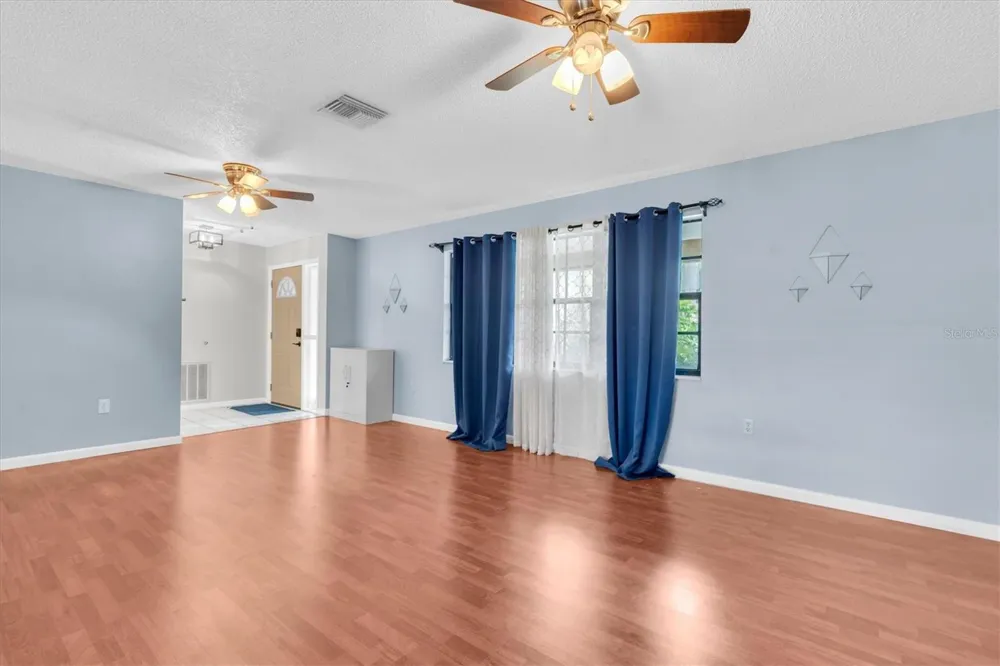 914 HARBOR CIRCLE Palm Harbor, FL 34683