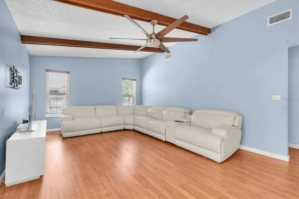 914 HARBOR CIRCLE Palm Harbor, FL 34683
