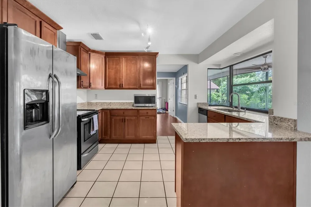 914 HARBOR CIRCLE Palm Harbor, FL 34683