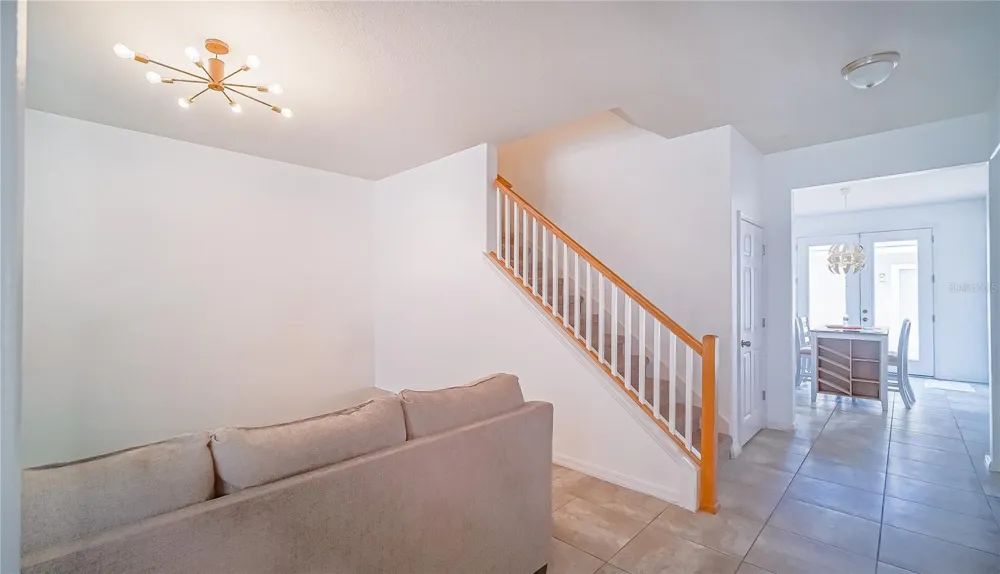 8415 LOVETT AVENUE Orlando, FL 32832