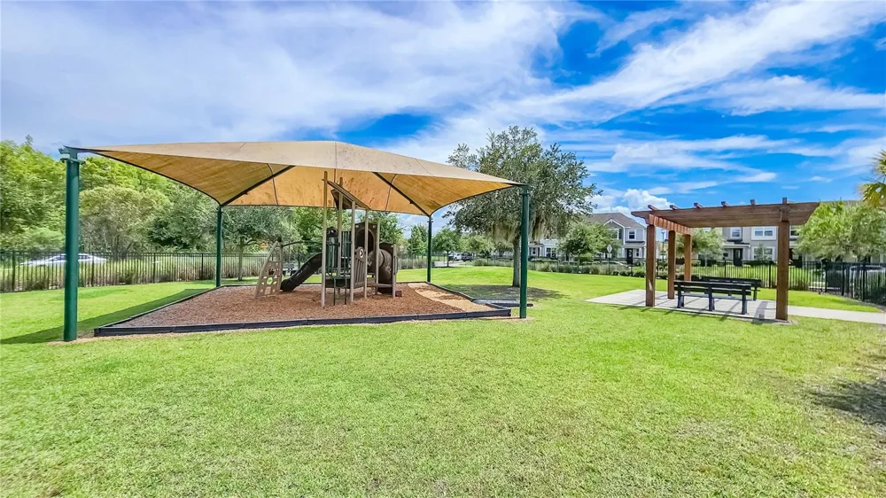 8415 LOVETT AVENUE Orlando, FL 32832