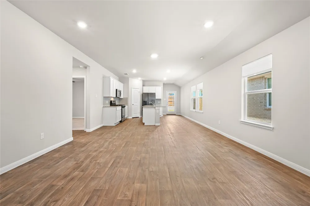 510 Apache Plum Drive Kyle, TX 78640