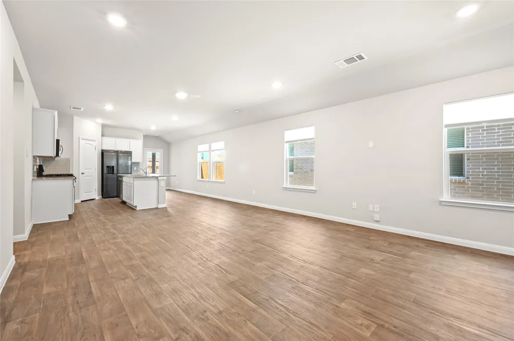 510 Apache Plum Drive Kyle, TX 78640