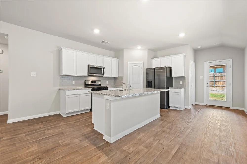 510 Apache Plum Drive Kyle, TX 78640
