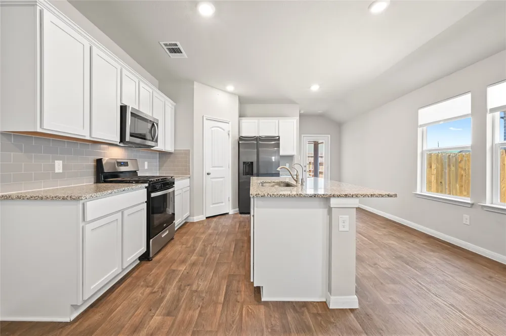 510 Apache Plum Drive Kyle, TX 78640