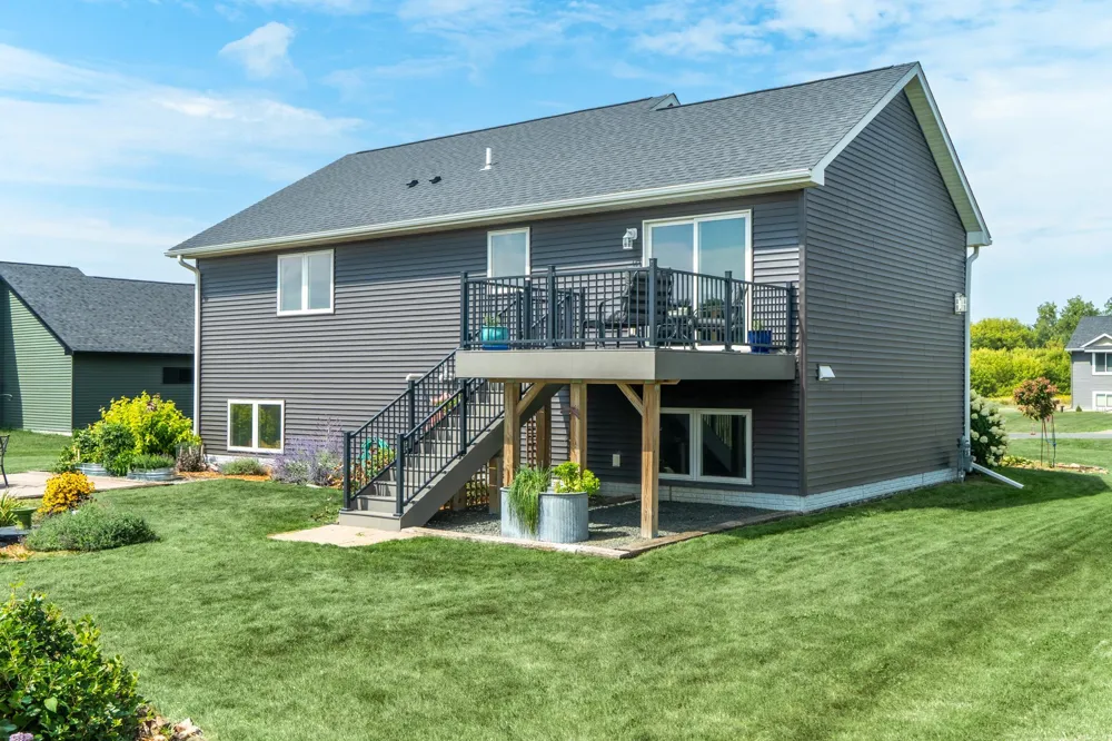 1623 72nd Avenue Hammond, WI 54015
